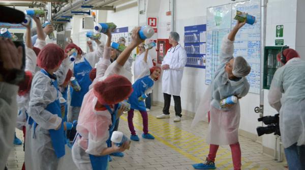 roxana ionescu face exercitii fizice in cele mai inedite locuri