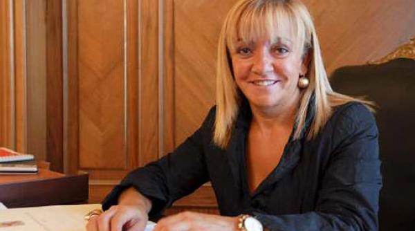 sefa locala a aunui partid spaniol impuscata mortal in plina strada