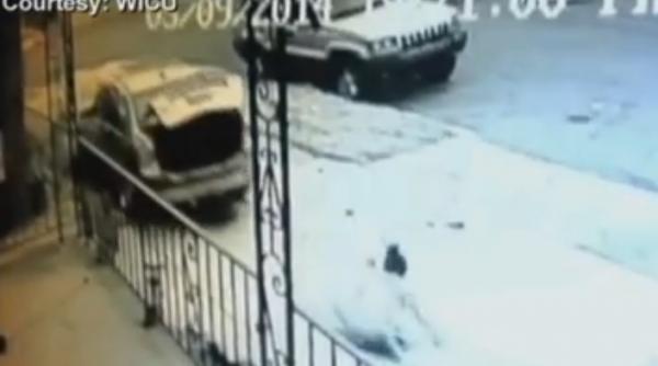 fenomen inexplicabil ce se intampla cu o fetita de 8 ani dupa ce este lovita de o masina pe o strada din sua video