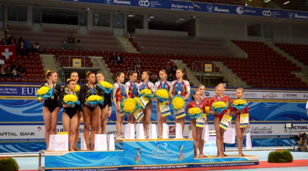 gimnastele si au aparat aurul in bulgaria