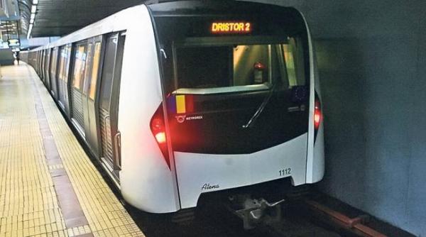 trafic blocat la metrou dupa ce o persoana a cazut pe sine