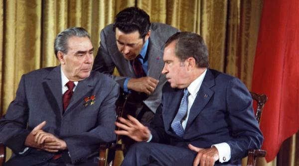 a murit regele interpretilor a fost translator pentru sapte presedinti sua la intalnirile cu liderii sovietici