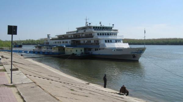 prefectura si noua primarii riverane dunarii au instituit stare de permanenta