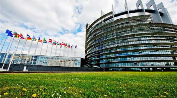 alegerile pentru parlamentul european au inceput