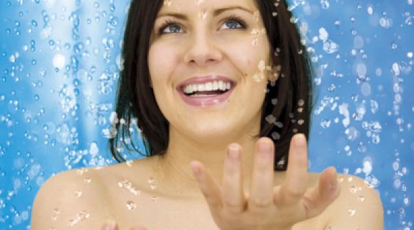 ieftin i eficient terapia cu apa rece afla in ce boli te poate ajuta