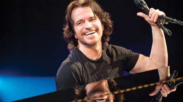 yanni este totdeauna surprinzator pentru mine cum spectatorii de pretutindeni reactioneaza intr un mod asemanator la muzica mea