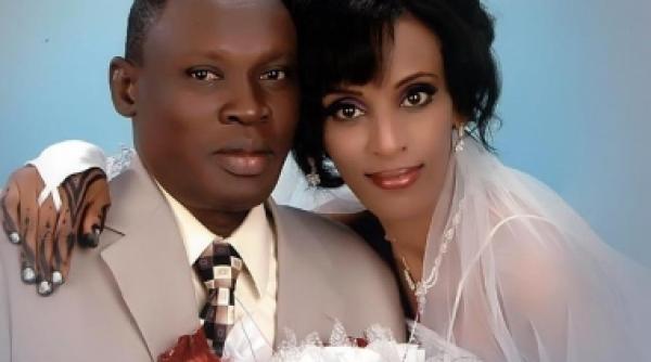 o sudaneza condamnata la moarte pentru ca nu a vrut sa renunte la crestinism a nascut in inchisoare