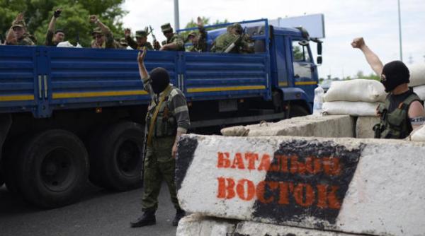 violentele continua la donetk surse ruse 35 de morti dupa un atac al militarilor ucraineni