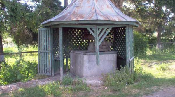 tragedie la iasi un copil s a inecat intr o fantana neingrijita