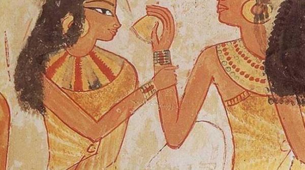 parfumuri celebre de la chanel si dior lovite de legislatia europeana