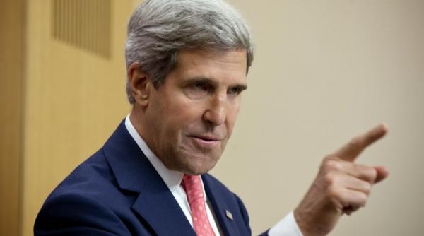 john kerry rusia isi retrage trupele de la frontiera cu ucraina dar in ucraina se infiltreaza ceceni inarmati