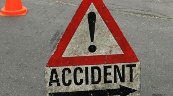 grav accident pe dn 13a doi oameni au murit si unul a fost ranit