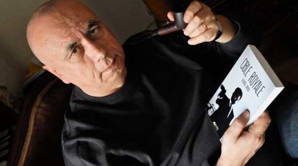 scena crimei noapte cu suspans la paris