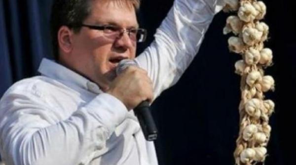 adrian nastase atac dur la mihai neamtu o expresie perfecta de gunoi uman