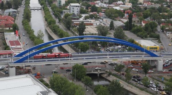 primul pod al pasajului mihai bravu a fost data in circulatie astazi