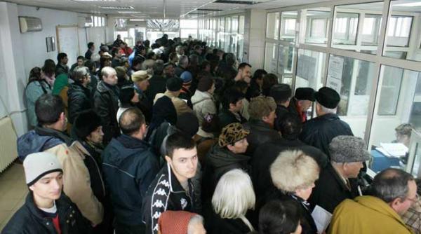 fiscul vrea sa scape de cozi