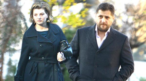 ioana basescu s a maritat in secret cununia civila a fiicei presedintelui cu avocatul radu pricop a avut loc la azuga