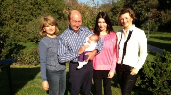 traian basescu va fi din nou bunic