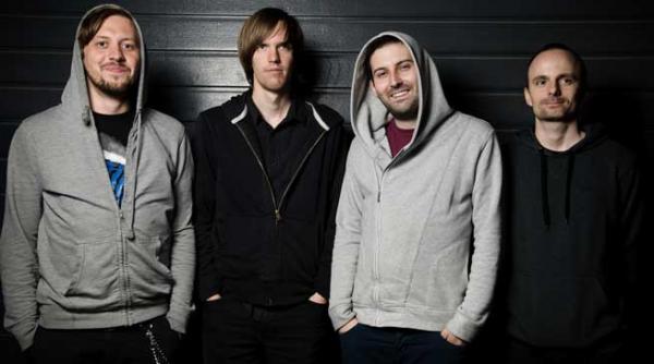 la artmania vine tides from nebula iar trupele romanesti sunt decise prin vot