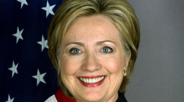 hillary clinton a lasat in urma scandalul lewinsky si va decide in cateva luni daca va candida la prezidentiale