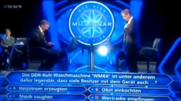 moment inedit la emisiunea vrei sa fii milionar angela merkel aleasa pentru varianta suna un prieten video