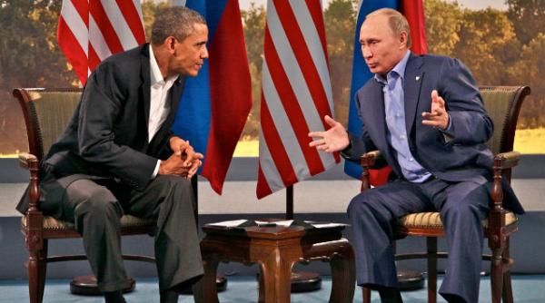 obama l a avertizat pe putin ca risca accentuarea izolarii internationale a rusiei