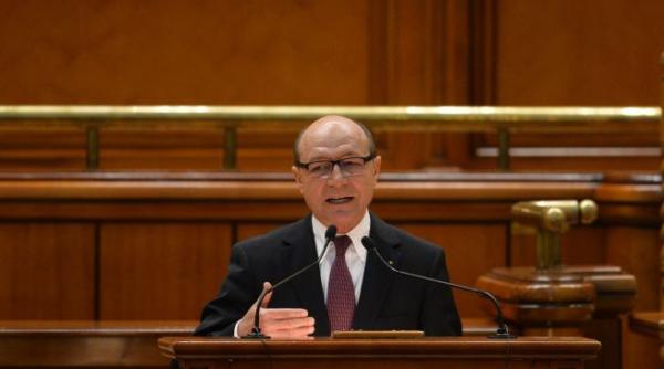 traian basescu in plenul camerei depuatilor controlul curtii de conturi genereaza multe conflicte