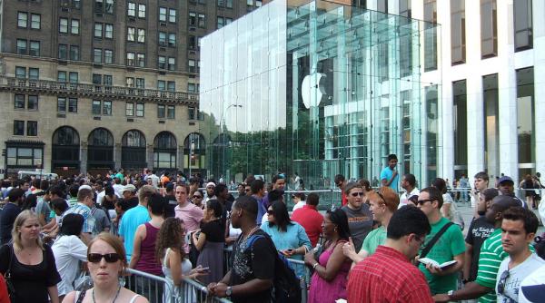 apple va lansa primul sau smartwatch in septembrie surse