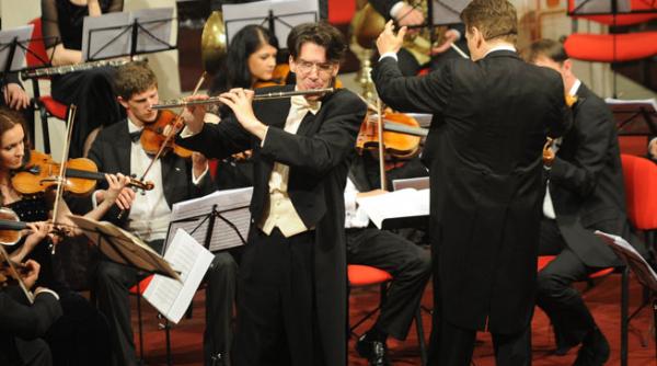 acei oameni minunati si instrumentele lor muzicale