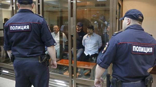 rustam mahmudov si lom ali gaitukaev inchisoare pe viata pentru uciderea annei politkovskaia