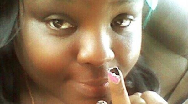 femeie 34 de ani liceu 15 ani