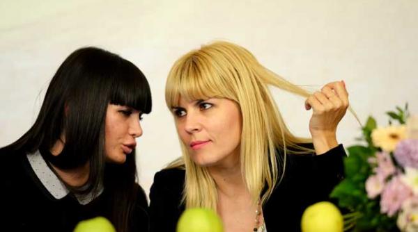 intelectualii si au gasit nasul basescu le transmite ca nu l intimideaza iar udrea ii pune pe goana