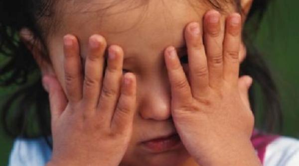 asistenta maternala condamnata la 14 ani inchisoare pentru maltratarea a doi copii