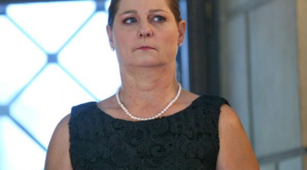 lupte intre cocosi principesa irina va pleda vinovat