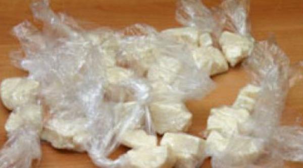 patru tone de droguri destinate arabiei saudite capturate intr un port din ecuador