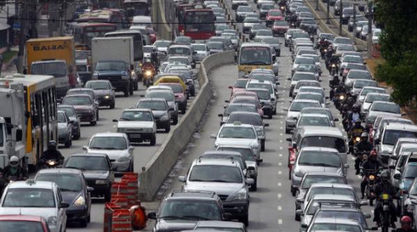 pele a pierdut prima repriza din brazilia mexic din cauza traficului