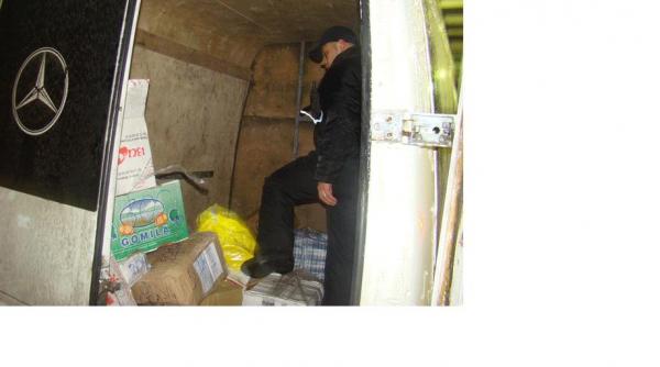 peste 20 500 de tigarete de contrabanda depistate de politisti