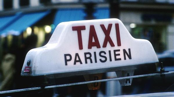 un altfel de paris cei mai neprietenosi localnici cei mai ostili chelneri