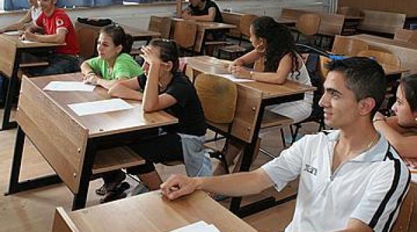 bac 2014 incep examenele la limba straina