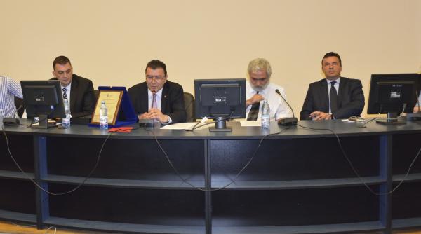 o suta de oameni aflati in dificultate ajutati prin programul caritatea