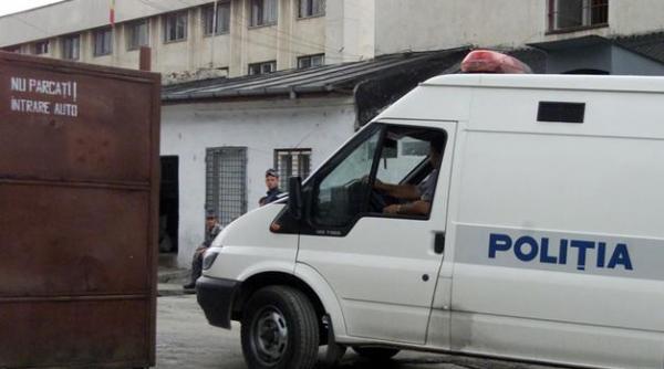 spaga la bacalaureat adjunctul sefului inspectoratului scolar arad retinut de procurori