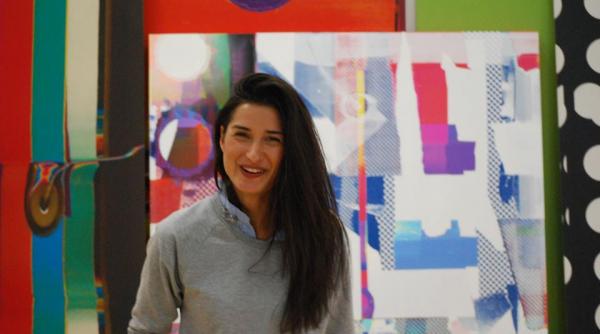 o fosta jurnalista s a sinucis din dragoste sarind de la etajul sapte al unui bloc din bucuresti