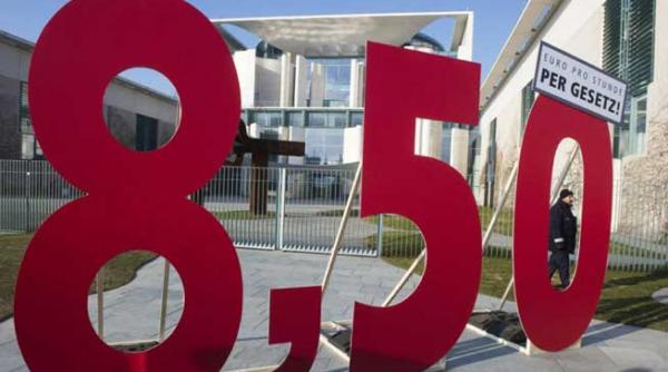 spiegel germania a adoptat salariul minim romania a facut o de 25 de ani