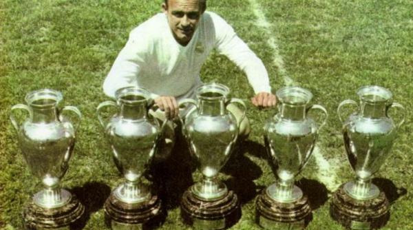 di stefano a intrat in legenda