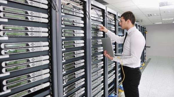 ce bucurii li se mai pregatesc angajatilor de catre departamentele it