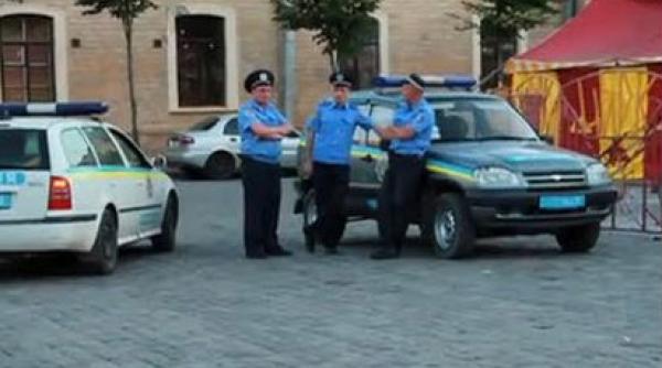 sute de politisti ucraineni au fost trimisi in fata justitiei pentru tradare in favoarea separatistilor