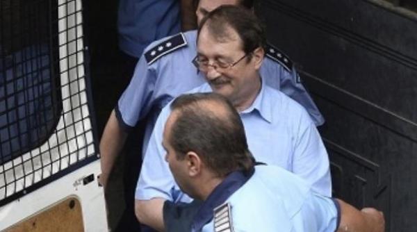favorizarea infractorilor mircea basescu si marian capatana trei ore in aceeasi duba a politiei