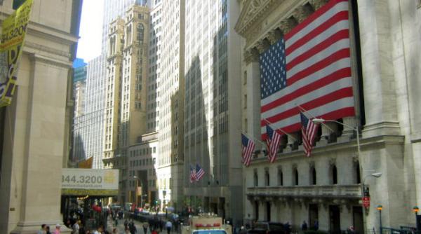 wall street in scadere dupa prabusirea avionului malaezian in estul ucrainei