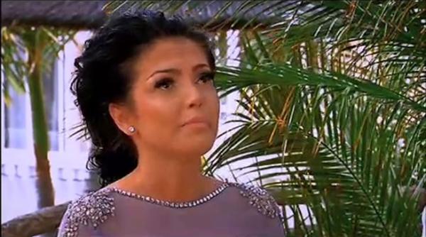 andreea mantea in lacrimi la burlacita nu va tine nimeni cu forta aici