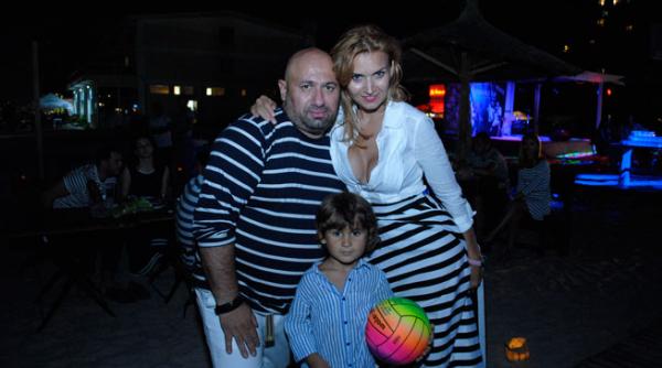 catalin scarlatescu i a serbat ziua de na tere pe plaja